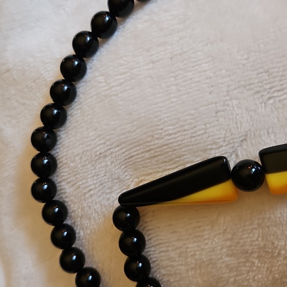 Vintage Black Lucite Beaded Assymetric Necklace - Picture 5 of 7